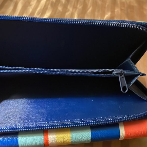 Safe keeper striped colorful wallet-like new. Has tons of space - Picture 10 of 13